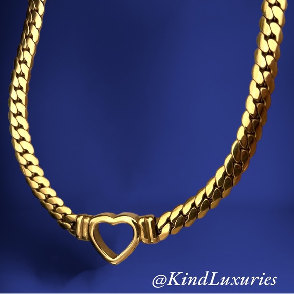 ๐112๐ 18k 'Solid Love' Heart Chain Necklace - Picture 3 of 16
